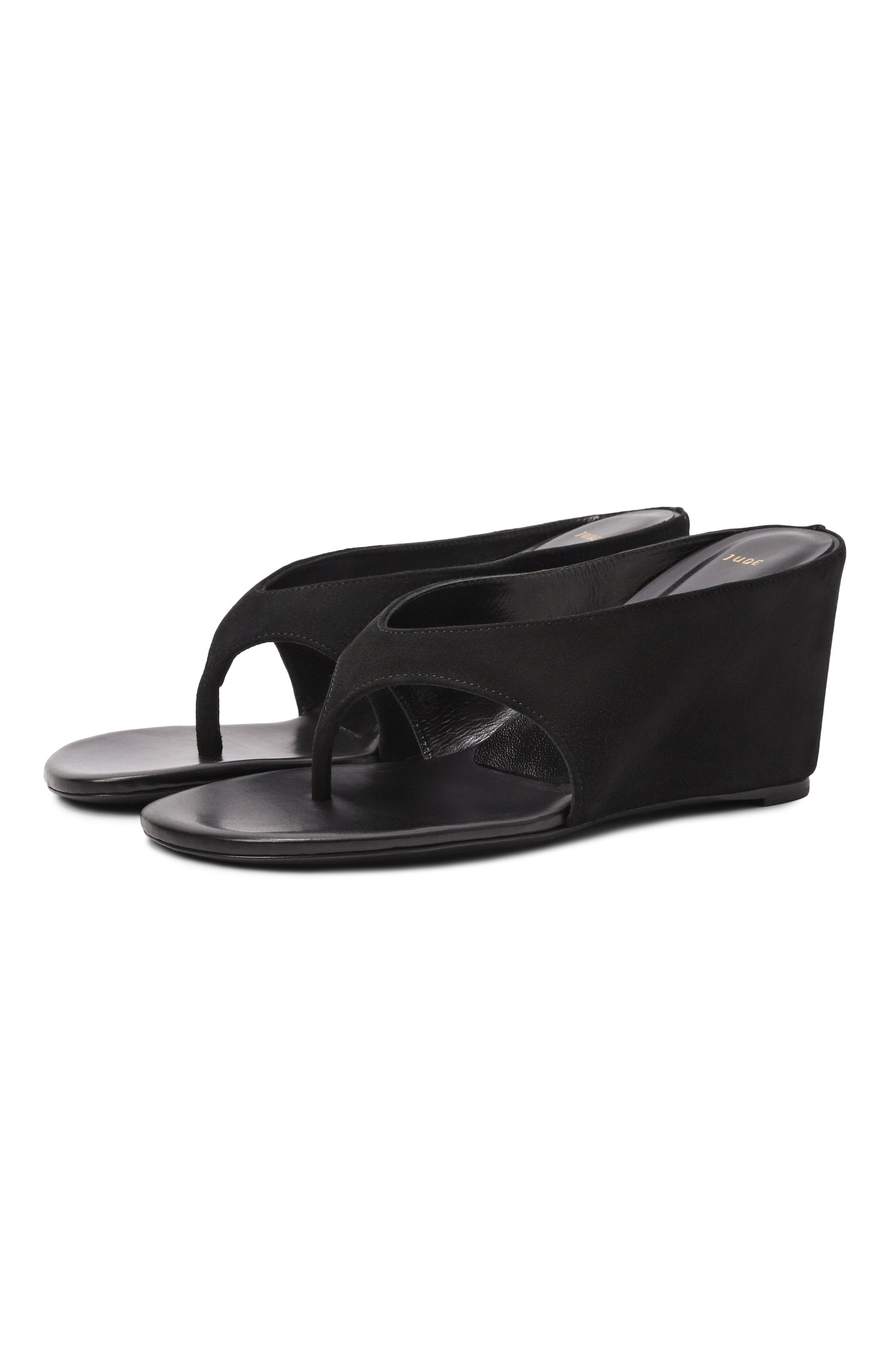 Замшевые мюли yaga 85 JUDE черного цвета по цене 63500 руб., арт. YAGA WEDGE SANDAL/SUEDE LEATHER, фото 1 Замшевые мюли yaga 85 JUDE, арт. YAGA WEDGE SANDAL/SUEDE LEATHER, фото 1