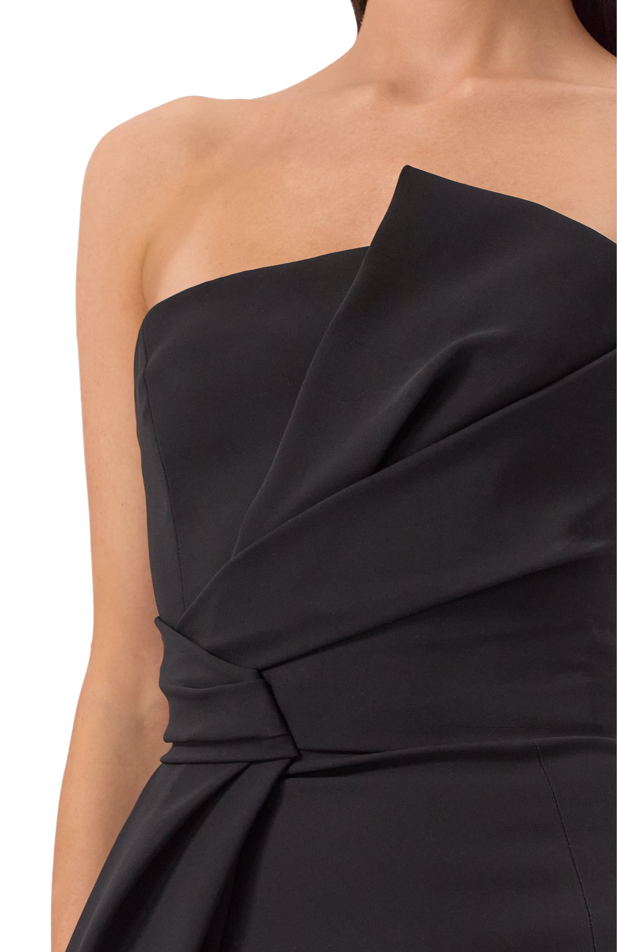 Платье из вискозы CHAPURIN черного цвета по цене 155000 руб., арт. D/20319/29002-М, фото 6 Платье из вискозы CHAPURIN, арт. D/20319/29002-М, фото 6