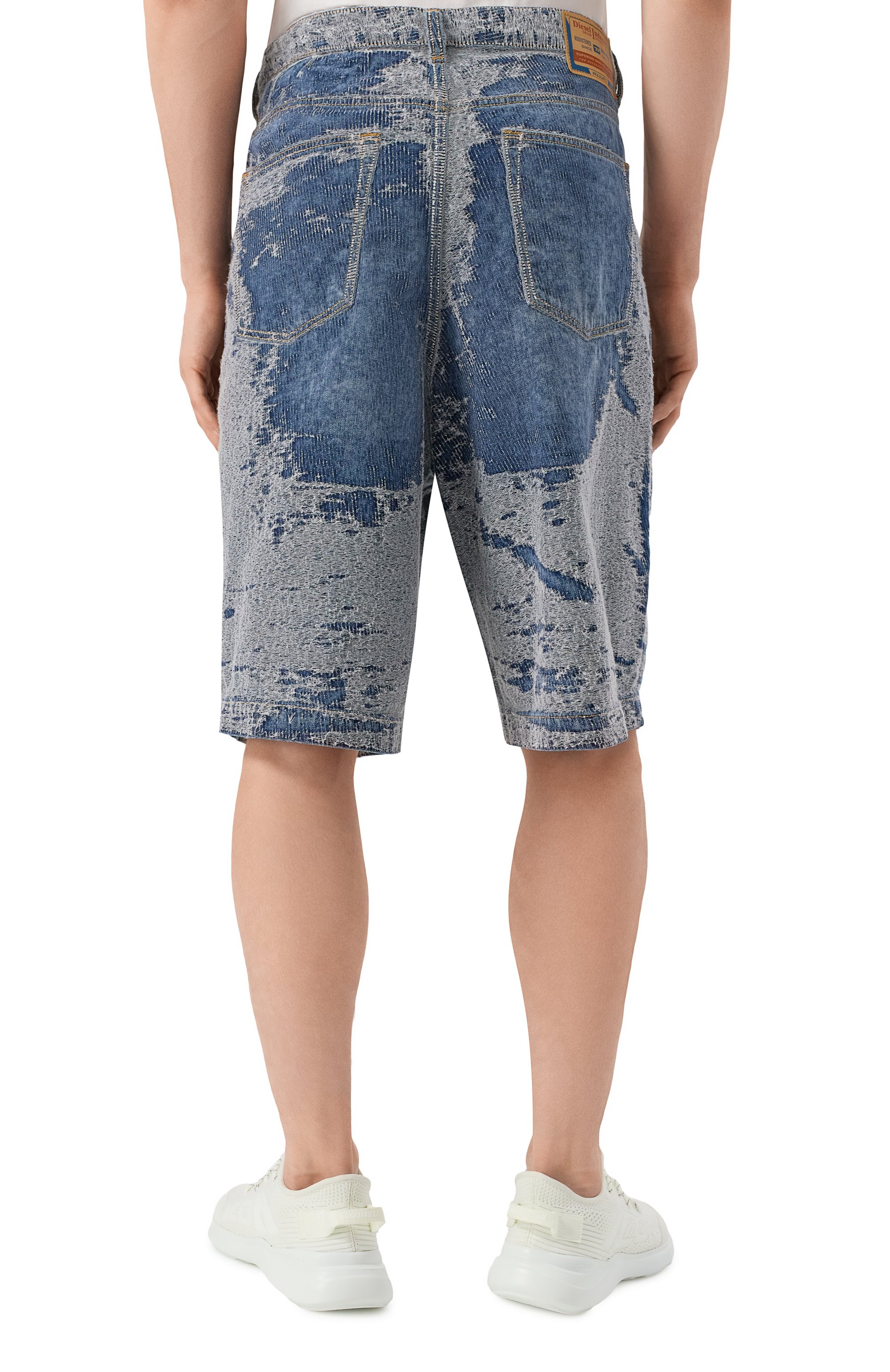 Джинсовые шорты d-lire DIESEL синего цвета по цене 36450 руб., арт. A17338/007W4, фото 4 Джинсовые шорты d-lire DIESEL, арт. A17338/007W4, фото 4