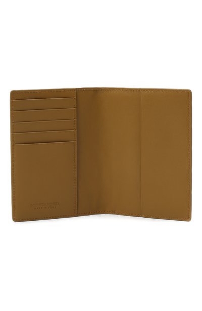 Кожаная обложка для паспорта BOTTEGA VENETA коричневого цвета по цене 43400 руб., арт. 607482/VCPQ4, фото 3 Кожаная обложка для паспорта BOTTEGA VENETA, арт. 607482/VCPQ4, фото 3