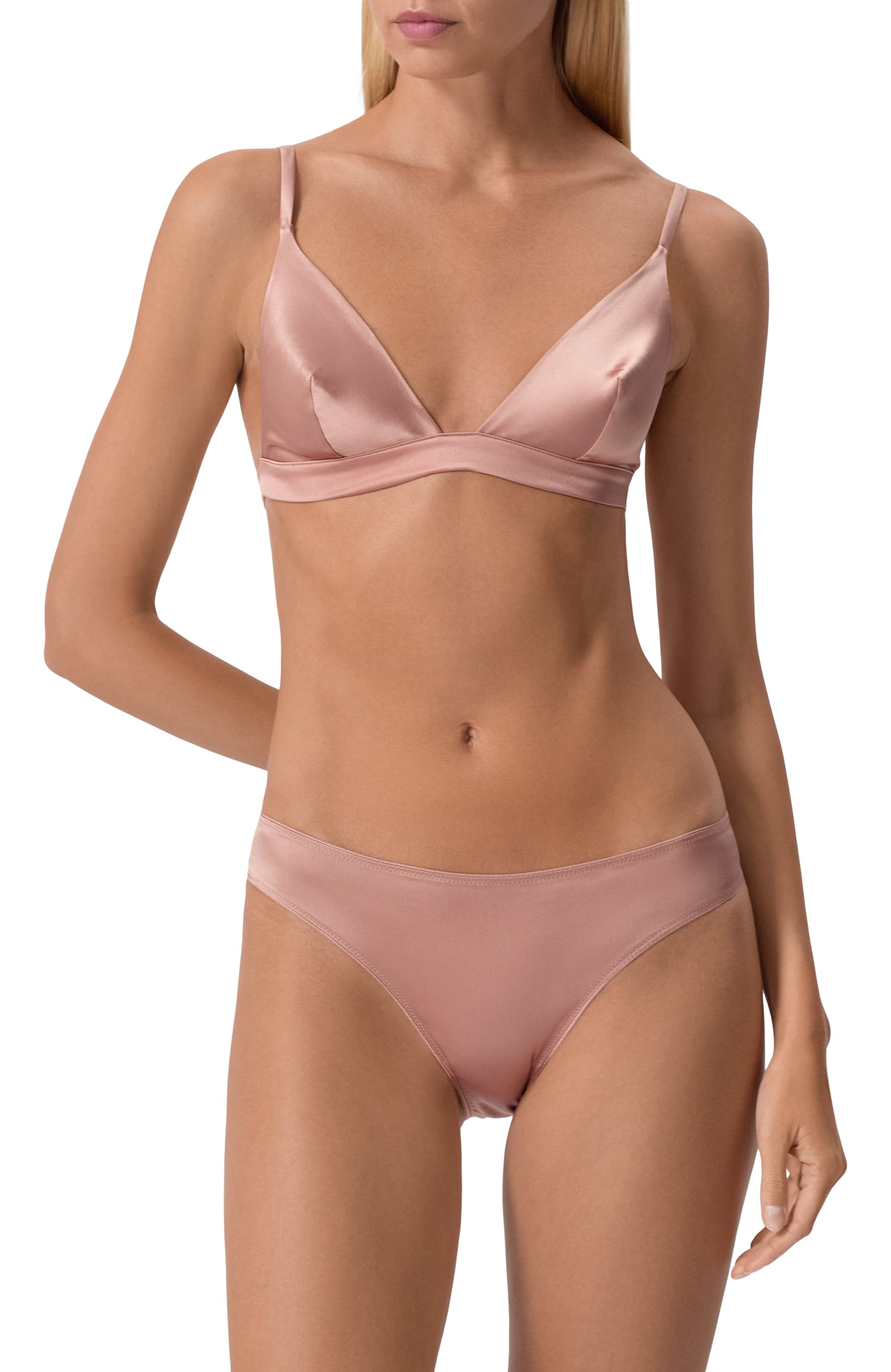 Бюстгальтер I.D. SARRIERI розового цвета по цене 33850 руб., арт. L6509, фото 2 Бюстгальтер I.D. SARRIERI, арт. L6509, фото 2