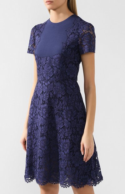 Кружевное платье VALENTINO синего цвета по цене 421500 руб., арт. RB3VAKN0360, фото 3 Кружевное платье VALENTINO, арт. RB3VAKN0360, фото 3