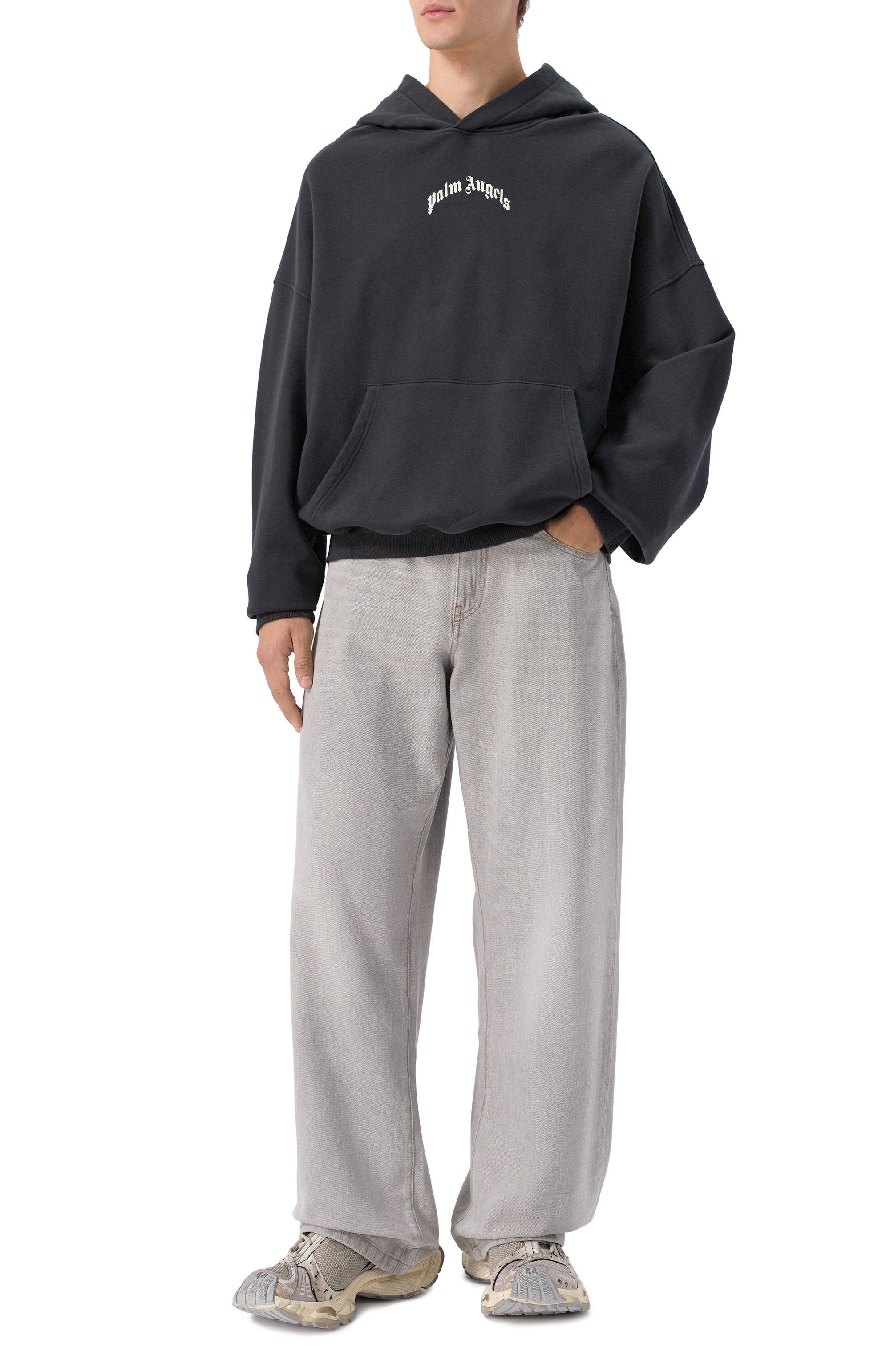 Джинсы PALM ANGELS серого цвета по цене 56500 руб., арт. PMYA049F25DEN001, фото 2 Джинсы PALM ANGELS, арт. PMYA049F25DEN001, фото 2