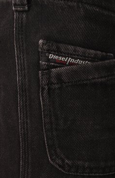 Женские джинсовые шорты DIESEL темно-серого цвета, арт. A16358/09J96 | Фото 6 (Материал сплава: Проставлено; Драгоценные камни: Проставлено; Длина Ж (юбки, платья, шорты): Миди; Кросс-КТ: Деним; Материал внешний: Деним, Хлопок; Стили: Гранж)