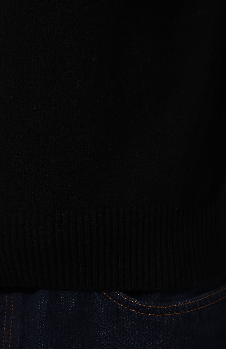 Мужской шерстяной джемпер KITON черного цвета, арт. UK1498 | Фото 5 (Длина (для топов): Стандартные; Рукава: Длинные; Материал внешний: Шерсть; Стили: Кэжуэл; Принт: Без принта; Вырез: Круглый; Мужское Кросс-КТ: Джемпер�ы; Автоматизация состава: Проставлено; Детали: Без декора; Автоматизация ТО: Проставлено)