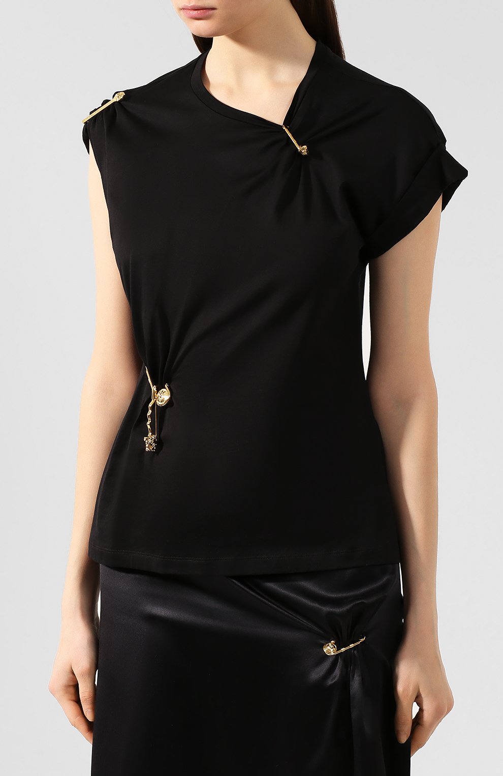 Хлопковая футболка VERSACE черного цвета по цене 59950 руб., арт. A83860/A201952, фото 3 Хлопковая футболка VERSACE, арт. A83860/A201952, фото 3