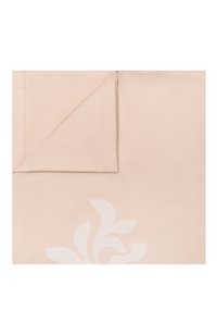 Светло-розовый