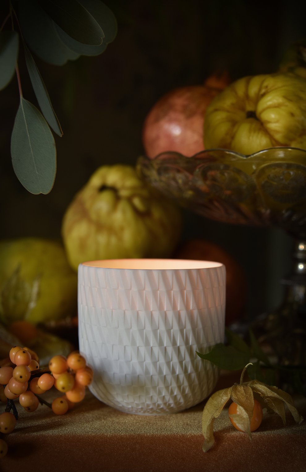 Подсвечник с ароматизированной свечой thé royal BERNARDAUD белого цвета по цене 15900 руб., арт. 1797/24569, фото 2 Подсвечник с ароматизированной свечой thé royal BERNARDAUD, арт. 1797/24569, фото 2