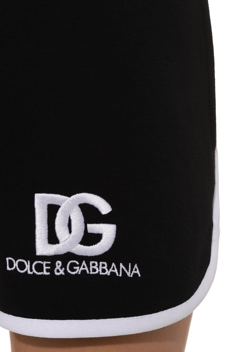 Женские хлопковые шорты DOLCE & GABBANA черного цвета, арт. FTC2SZ/GDB6F | Фото 5 (Материал внешний: Хлопок; Длина Ж (юбки, платья, шорты): Мини; Женское Кросс-КТ: Шорты-одежда; Стили: Спорт-шик)