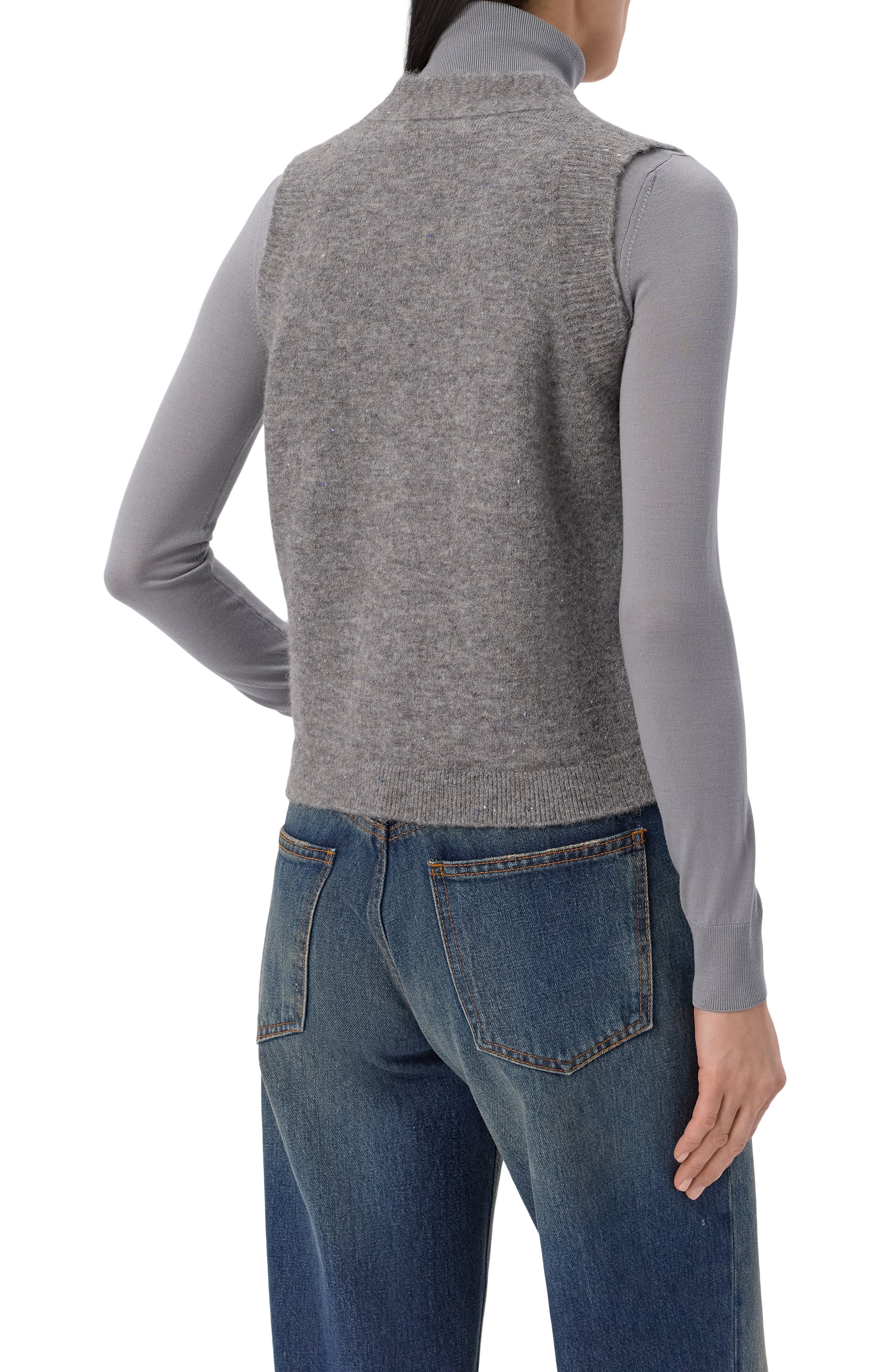 Жилет OFFICINE GENERALE серого цвета по цене 39050 руб., арт. W25WKNT304, фото 4 Жилет OFFICINE GENERALE, арт. W25WKNT304, фото 4