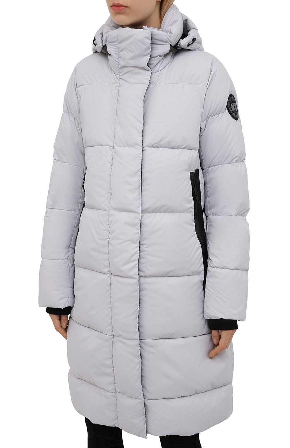 Пуховик CANADA GOOSE серебряного цвета по цене 128500 руб., арт. 2610LB, фото 3 Пуховик CANADA GOOSE, арт. 2610LB, фото 3