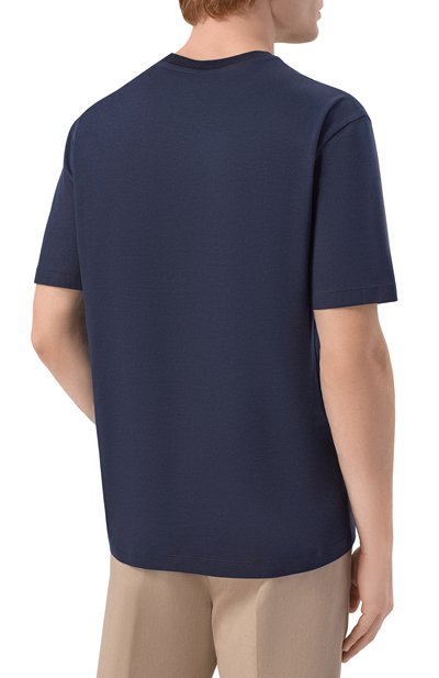 Хлопковая футболка KITON темно-синего цвета по цене 49950 руб., арт. UMC023K06R4911, фото 4 Хлопковая футболка KITON, арт. UMC023K06R4911, фото 4