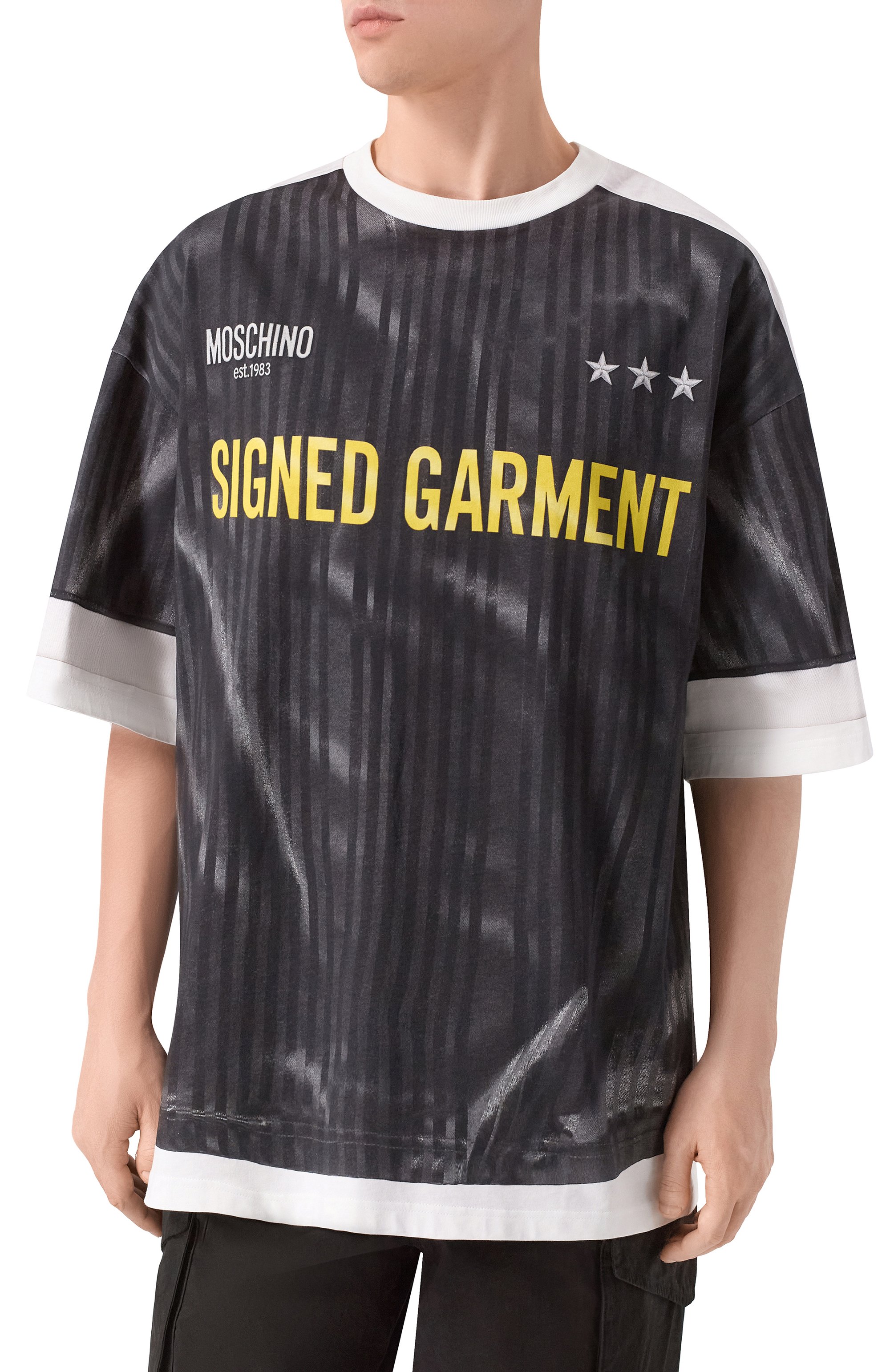 Хлопковая футболка MOSCHINO темно-серого цвета по цене 53550 руб., арт. A0701/0241, фото 3 Хлопковая футболка MOSCHINO, арт. A0701/0241, фото 3