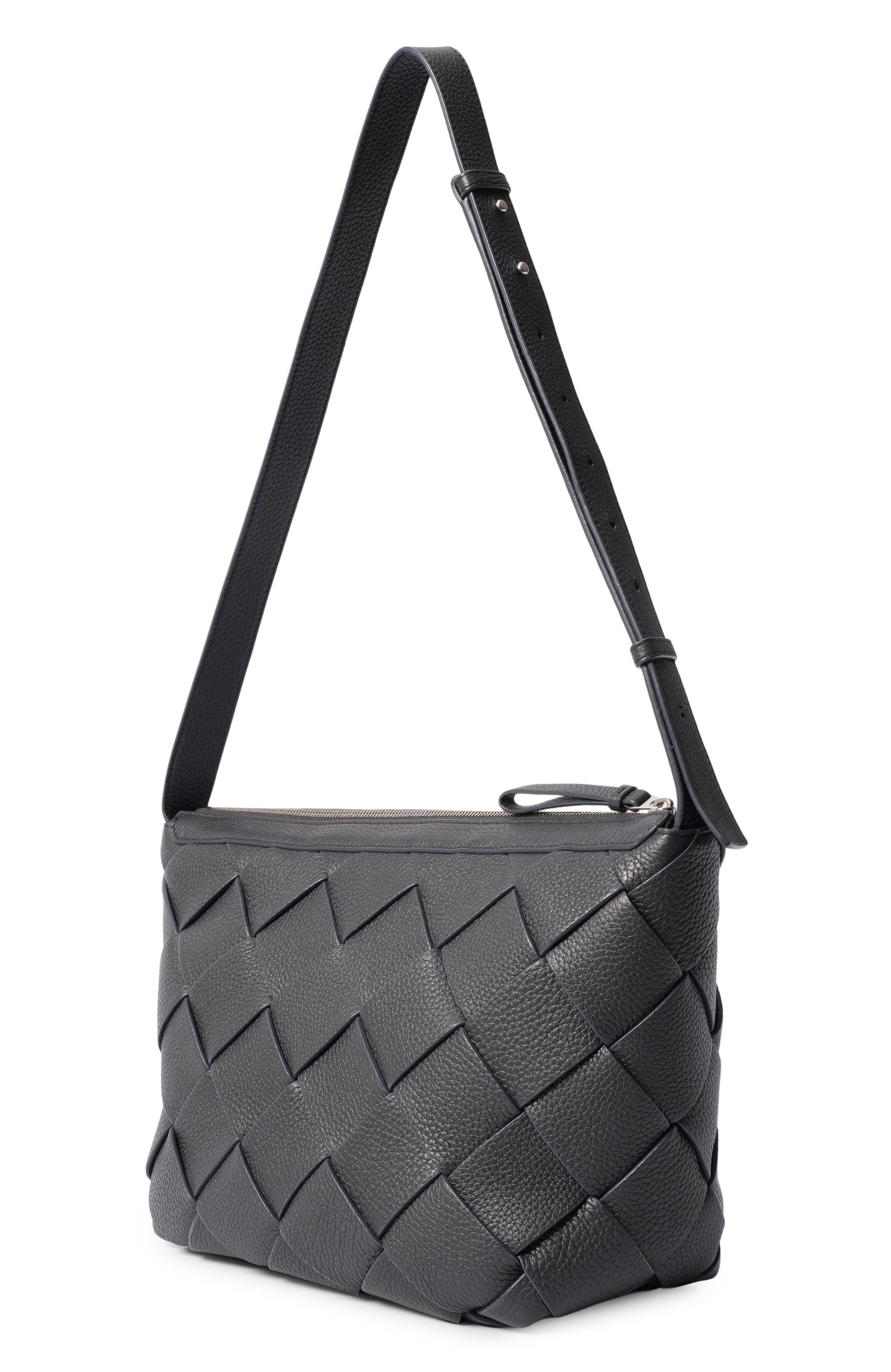 Сумка diago BOTTEGA VENETA темно-серого цвета по цене 429500 руб., арт. 795125 V4FV1, фото 4 Сумка diago BOTTEGA VENETA, арт. 795125 V4FV1, фото 4