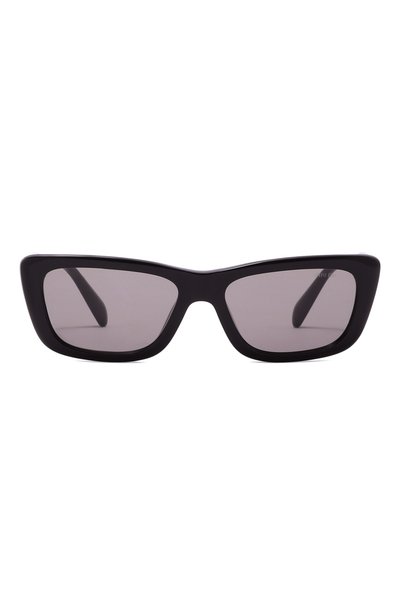 Солнцезащитные очки MIU MIU черного цвета по цене 53700 руб., арт. B12S-16K80Q, фото 3 Солнцезащитные очки MIU MIU, арт. B12S-16K80Q, фото 3