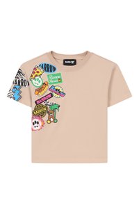 Светло-бежевый