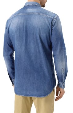 Мужская джинсовая рубашка DSQUARED2 синего цвета, арт. S74DM0904/S30341 | Фото 4 (Драгоценные камни: Проставлено; �Длина (для топов): Стандартные; Рукава: Длинные; Материал сплава: Проставлено; Случай: Повседневный; Манжеты: На пуговицах; Кросс-КТ: Деним; Воротник: Кент; Стили: Кэжуэл; Принт: Однотонные; Материал внешний: Деним, Хлопок)