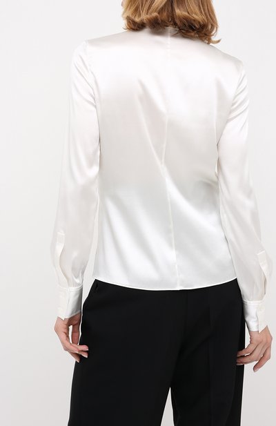 Шелковая рубашка TOM FORD белого цвета по цене 132500 руб., арт. CA3100-FAX334, фото 4 Шелковая рубашка TOM FORD, арт. CA3100-FAX334, фото 4