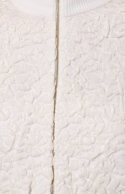 Куртка из вискозы AND THE BRAND молочного цвета по цене 37520 руб., арт. S23-JT004-1603-101, фото 5 Куртка из вискозы AND THE BRAND, арт. S23-JT004-1603-101, фото 5