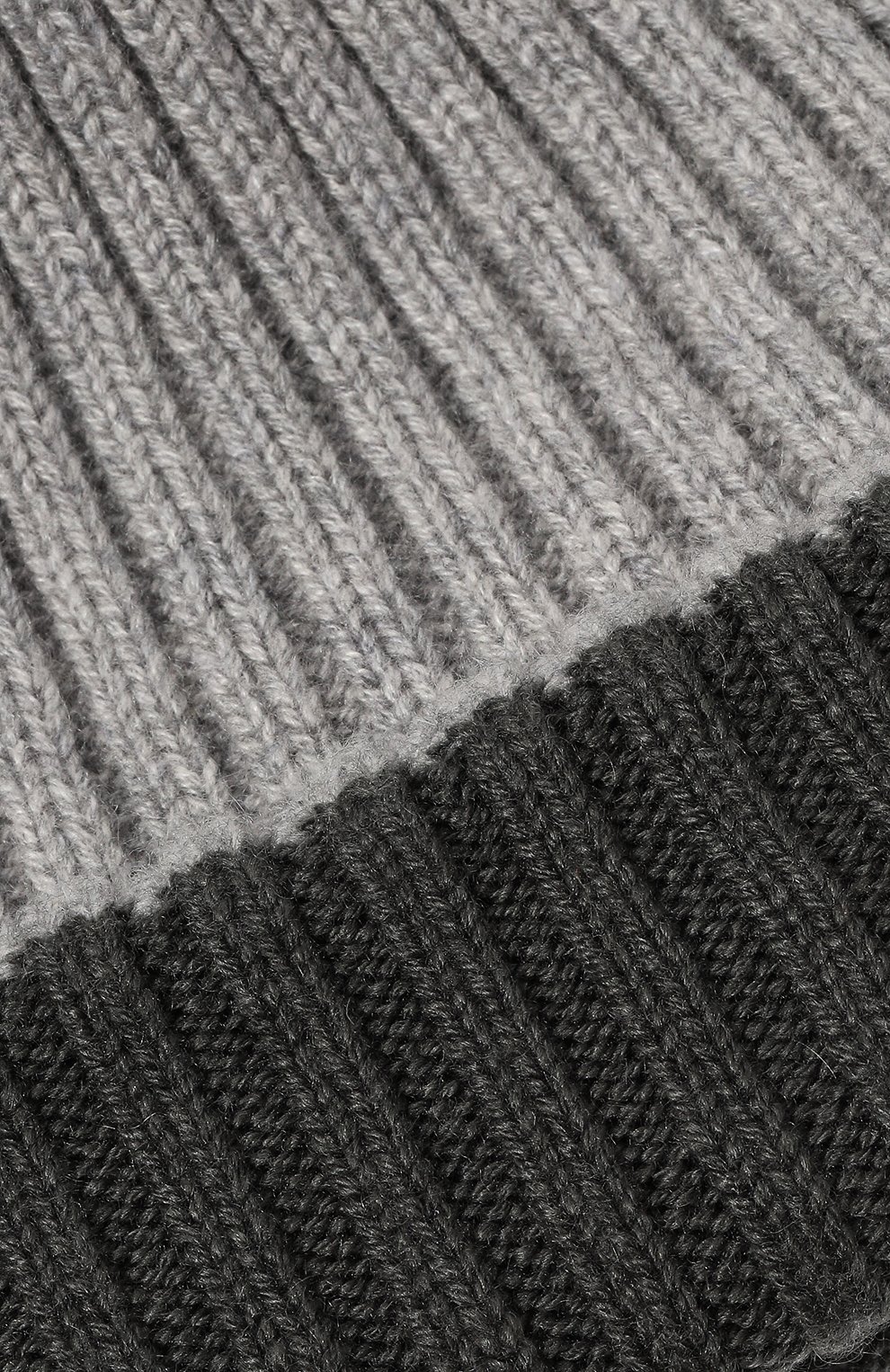 Двусторонняя шапка из кашемира FEDELI серого цвета по цене 28400 руб., арт. 6UI07305, фото 6 Двусторонняя шапка из кашемира FEDELI, арт. 6UI07305, фото 6