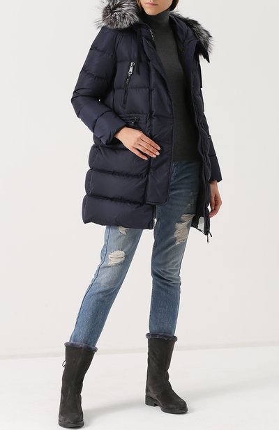 Приталенный стеганый пуховик с меховой отделкой капюшона MONCLER, арт. C2-093-49885-25-54155, фото 2