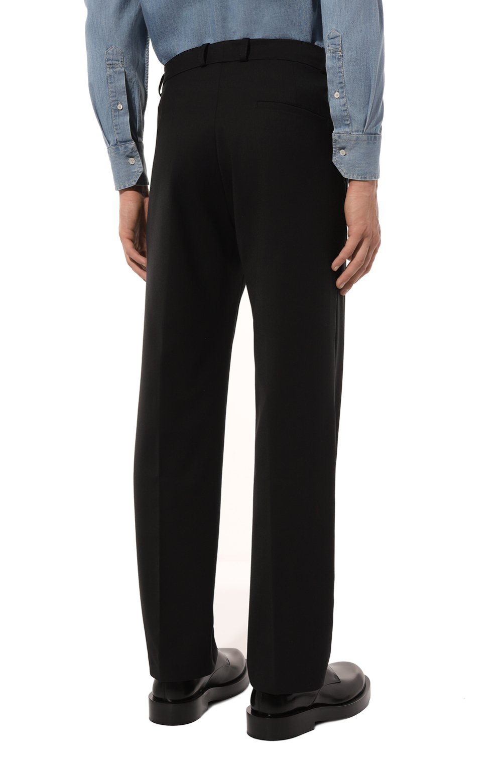 Шерстяные брюки WHO_AM черного цвета по цене 26900 руб., арт. MP4-SVO243-BLK, фото 4 Шерстяные брюки WHO_AM, арт. MP4-SVO243-BLK, фото 4