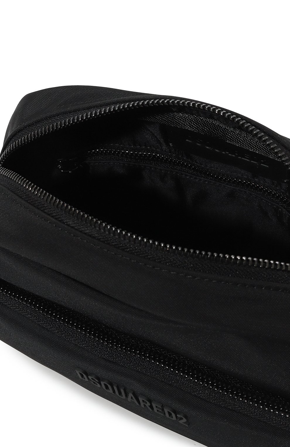 Сумка urban DSQUARED2 черного цвета по цене 62400 руб., арт. CBM0060/16806815, фото 5 Сумка urban DSQUARED2, арт. CBM0060/16806815, фото 5