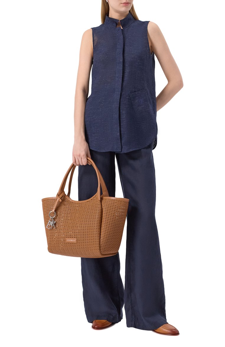 Женская сумка-тоут EMPORIO ARMANI коричневого цвета, арт. EW001009/AF14309 | Фото 7 (Автоматизация состава: Проставлено; Автоматизация ТО: Проставлено; Материал: Экокожа; Размер: medium)