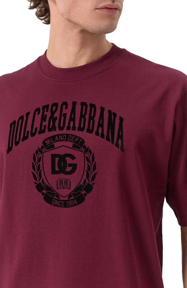 Мужская хлопковая футболка DOLCE & GABBANA бордового цвета, арт. G8SH7T/G702E | Фото 5 (Рукава: Короткие; Длина (для топов): Стандартные; Стили: Кэжуэл; Принт: С принтом; Материал внешний: Хлопок; Кросс-КТ: Джерси; Мужское Кросс-КТ: Футболка-одежда; Автоматизация состава: Проставлено; Размерность: Идёт в размер; Автоматизация ТО: Проставлено; Детали: Декор)