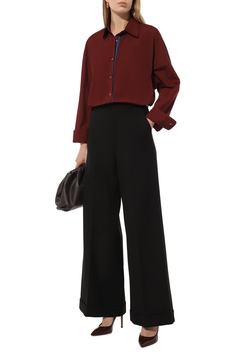 Женские шерстяные брюки GUCCI черного цвета, арт. 721458/ZHW51 | Фото 2 (Длина (брюки, джинсы): Стандартные; Материал внешний: Шерсть; Женское Кросс-КТ: Брюки-одежда; Силуэт Ж (брюки и джинсы): Расклешенные; Случай: Формальный; Стили: Кэжуэл; Автоматизация состава: Проставлено; Автоматизация ТО: Проставлено)