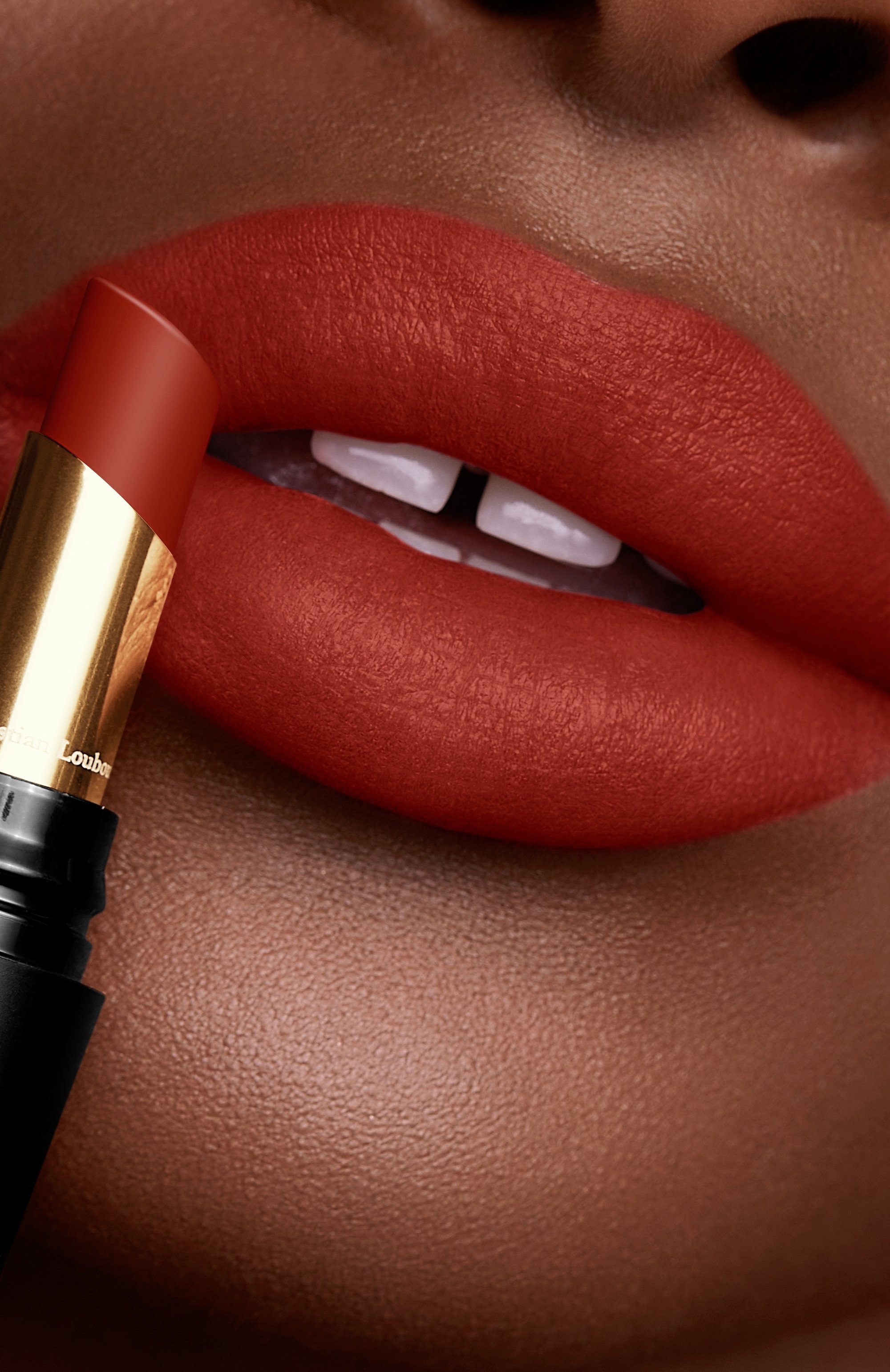 Матовая помада для губ rouge stiletto lumi matte, оттенок red wood 157l (2g) CHRISTIAN LOUBOUTIN, арт. 8435415077705, фото 8