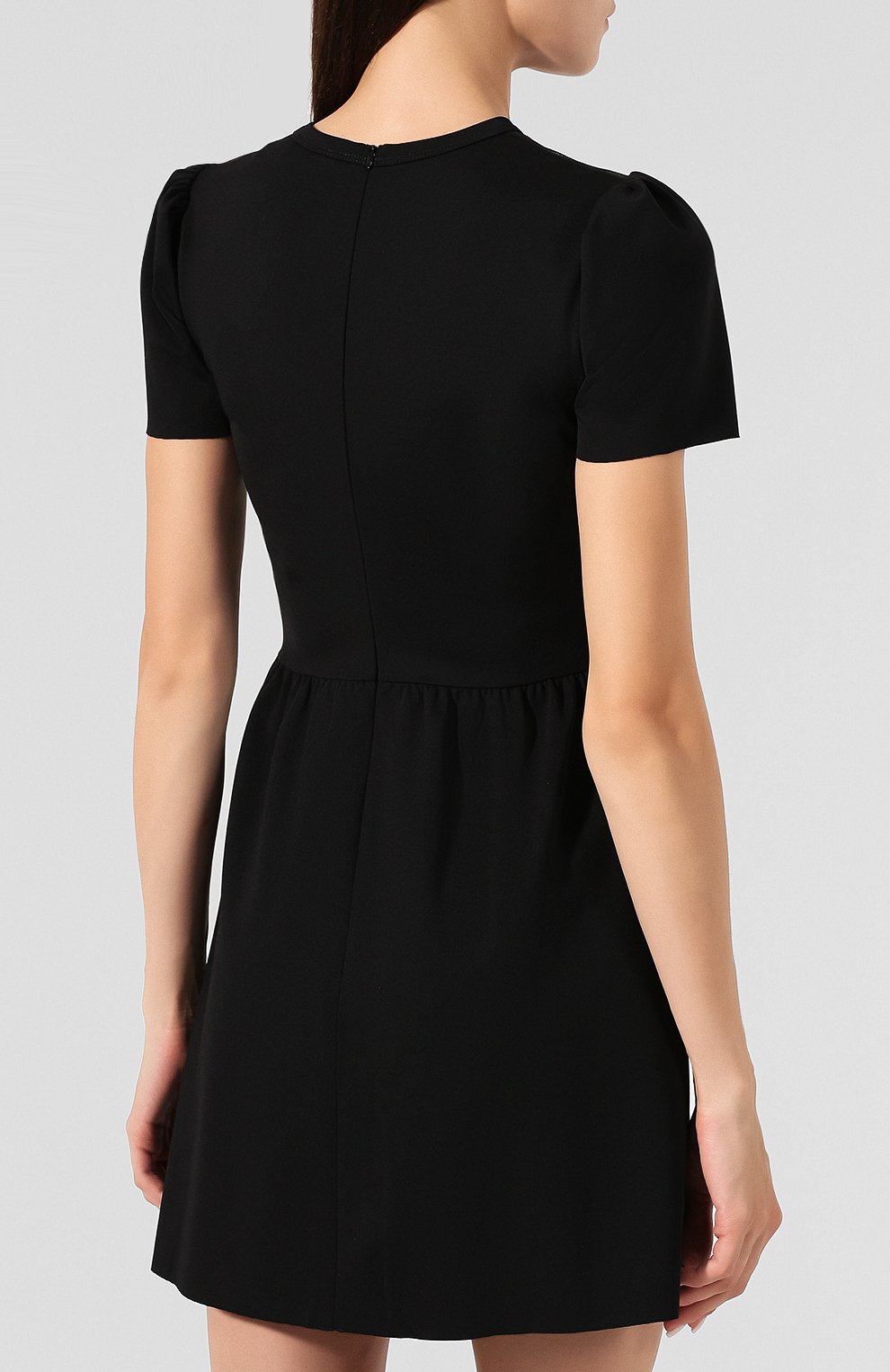 Платье REDVALENTINO черно-белого цвета по цене 39300 руб., арт. SR3MJ01Y/4E3, фото 4 Платье REDVALENTINO, арт. SR3MJ01Y/4E3, фото 4