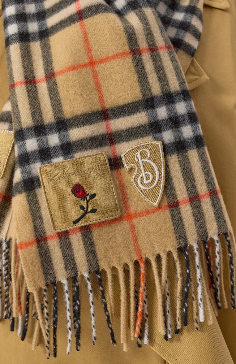 Женский кашемировый шарф BURBERRY бежевого цвета, арт. 8102900 | Фото 3 (Нос: Не проставлено; Материал: Кашемир, Шерсть, Текстиль; Автоматизация состава: Проставлено)