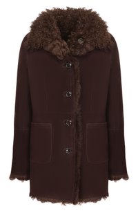 Коричневый