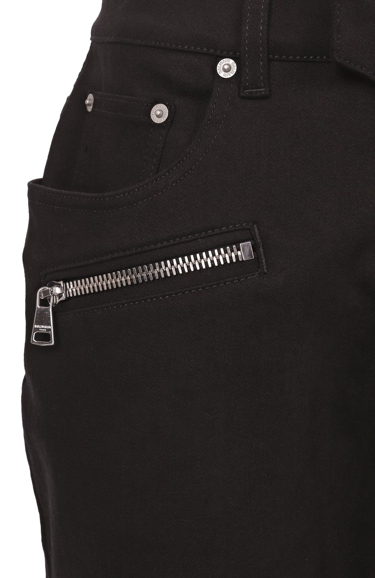 Мужские джинсы BALMAIN черного цвета, арт. EH1MG115/DF63 | Фото 6 (Длина (брюки, джинсы): Стандартные; Материал внешний: Хлопок, Деним; Кросс-КТ: Деним; Силуэт М (брюки): Узкие; Стили: Streetwear; Автоматизация ТО: Проставлено; Автоматизация состава: Проставлено)