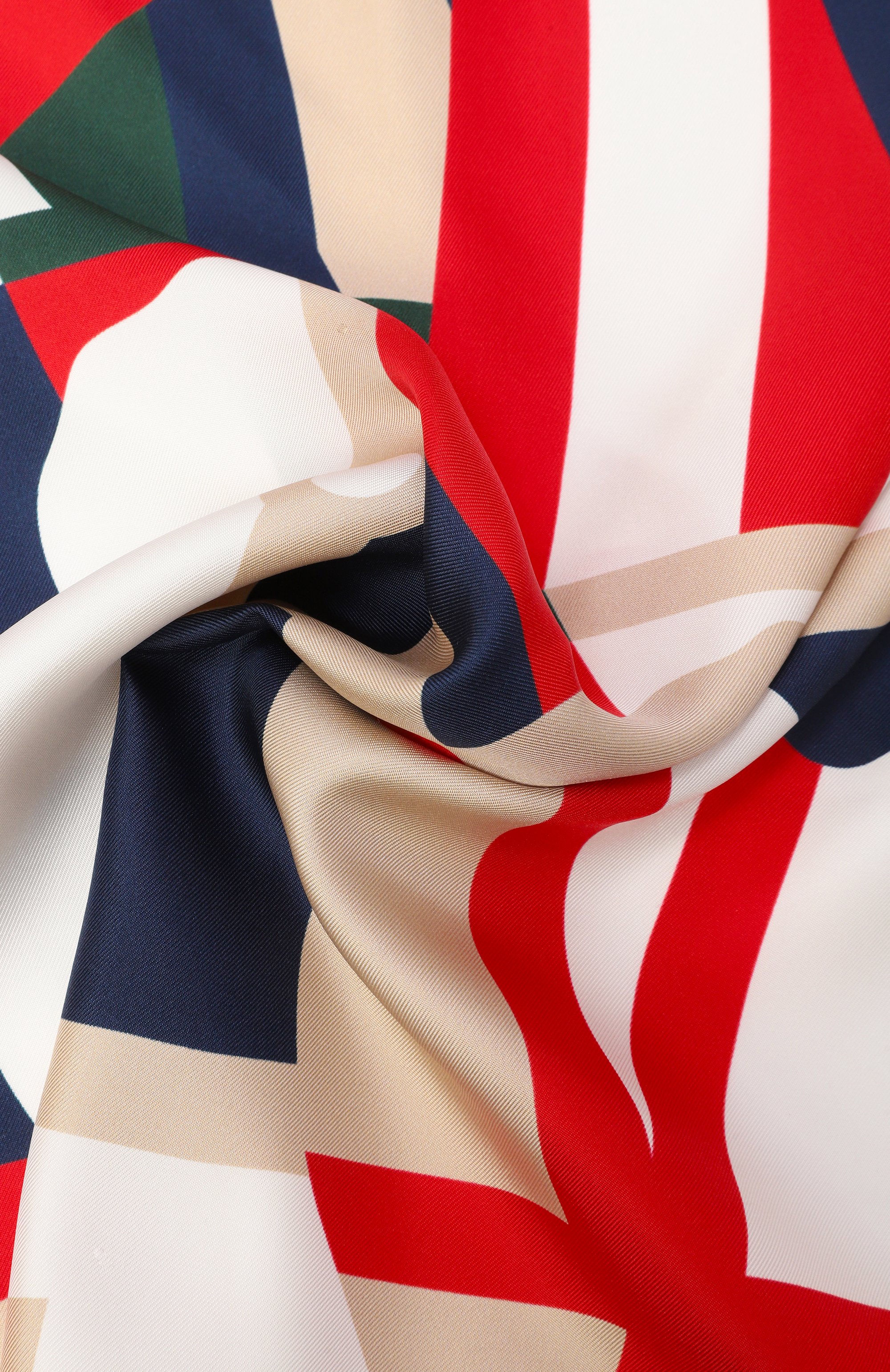 Шелковый платок GUCCI разноцветного цвета по цене 79550 руб., арт. 811167/3G001, фото 3 Шелковый платок GUCCI, арт. 811167/3G001, фото 3