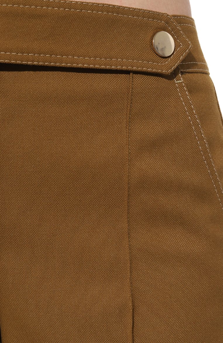 Женские брюки DOROTHEE SCHUMACHER хаки цвета, арт. 440103 | Фото 5 (Длина (брюки, джинсы): Удлиненные; Силуэт Ж (брюки и джинсы): Широкие, Расклешенные; Женское Кросс-КТ: Брюки-одежда; Материал внешний: Синтетический материал; Материал сплава: Проставлено; Драгоценные камни: Проставлено; Стили: Кэжуэл)