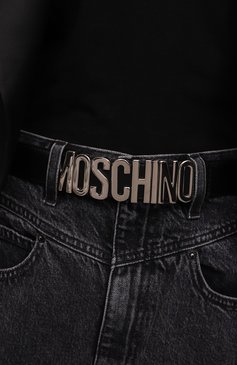 Женский ремень MOSCHINO черного цвета, арт. A8007/8001 | Фото 2 (Материал: Натуральная кожа; Материал сплава: Проставлено; Нос: Не проставлено)