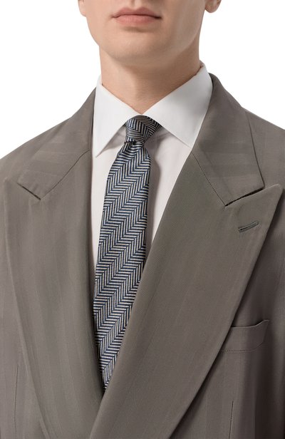 Шелковый галстук GIORGIO ARMANI синего цвета по цене 26450 руб., арт. GM000803/TE22462, фото 2 Шелковый галстук GIORGIO ARMANI, арт. GM000803/TE22462, фото 2