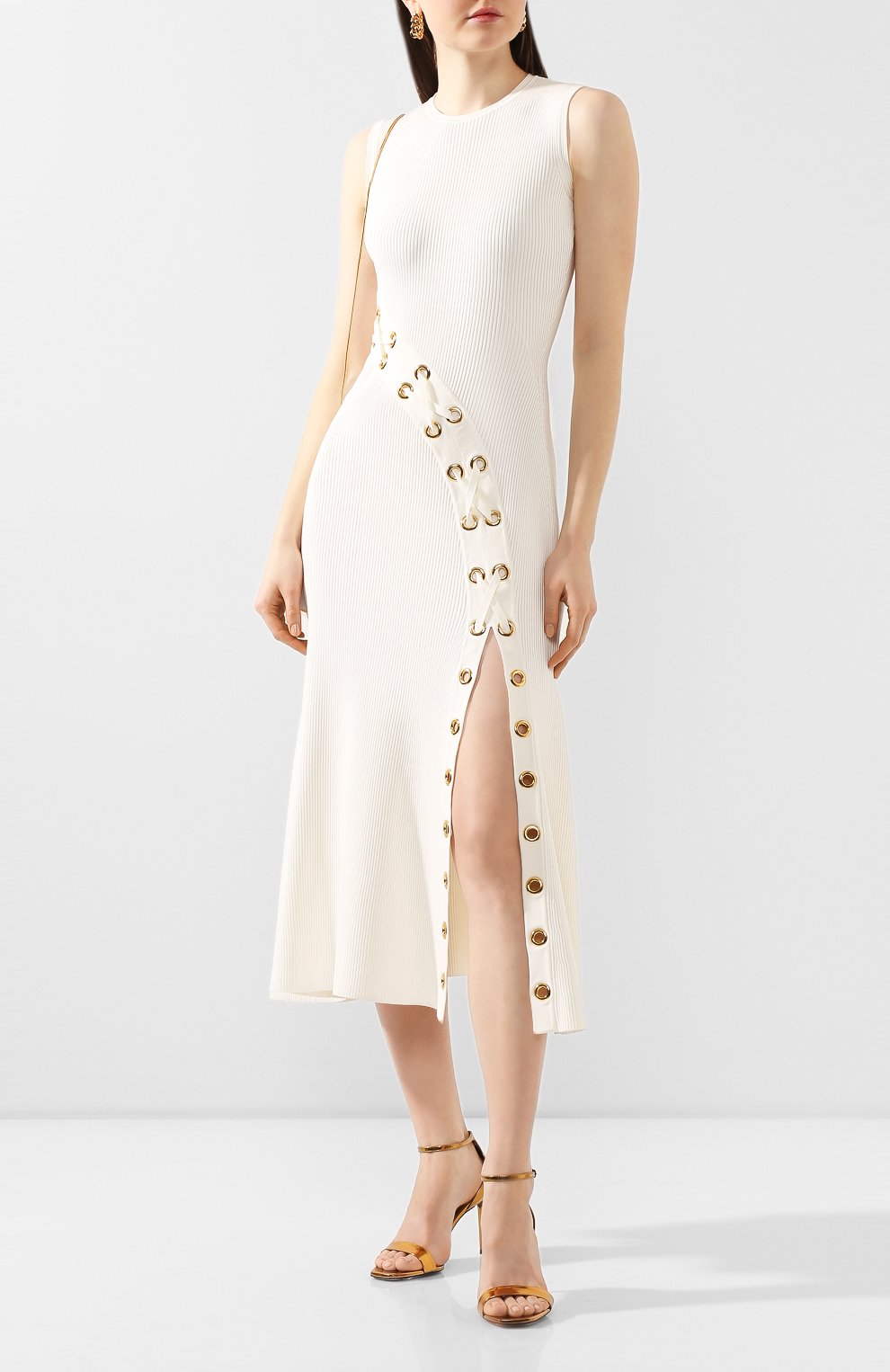 Платье из вискозы ALEXANDER MCQUEEN белого цвета по цене 299500 руб., арт. 622732/Q1A0A, фото 2 Платье из вискозы ALEXANDER MCQUEEN, арт. 622732/Q1A0A, фото 2