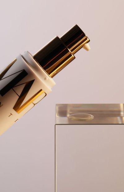 Корректирующая т-зону сыворотка (30ml) MARGY’S MONTE CARLO бесцветного цвета по цене 32300 руб., арт. 3760107910226, фото 3 Корректирующая т-зону сыворотка (30ml) MARGY’S MONTE CARLO, арт. 3760107910226, фото 3