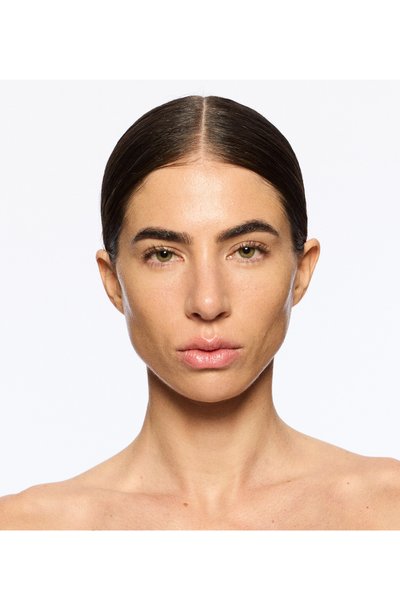 Тональный крем-стик studio radiance skin tint stick, оттенок medium 3 (8g) MAC цвета по цене 4350 руб., арт. SASZ-16, фото 3 Тональный крем-стик studio radiance skin tint stick, оттенок medium 3 (8g) MAC, арт. SASZ-16, фото 3