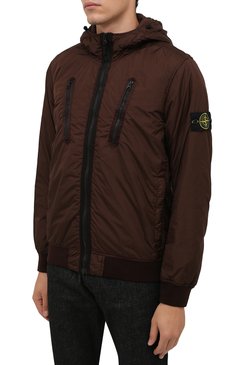 Мужской утепленный бомбер STONE ISLAND коричневого цвета, арт. 751542223 | Фото 3 (Материал внешний: Синтетический материал; Материал подклада: Синтетический материал; Кросс-КТ: Куртка, бомбер; Принт: Без принта; Длина (верхняя одежда): Короткие; Стили: Кэжуэл; Рукава: Длинные; Мужское Кросс-КТ: утепленные куртки; Материал сплава: Проставлено; Драгоценные камни: Проставлено)