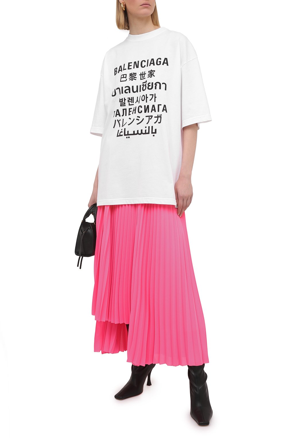 Футболка BALENCIAGA белого цвета по цене 62850 руб., арт. 641532/TJVI3, фото 2 Футболка BALENCIAGA, арт. 641532/TJVI3, фото 2