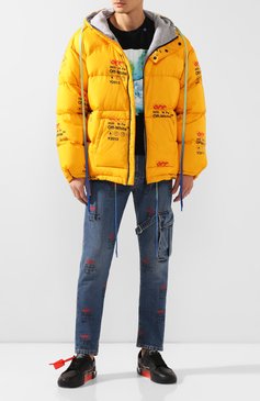 Мужская пуховик OFF-WHITE желтого цвета, арт. 0MED019F19F060036000 | Фото 2 (Рукава: Длинные; Материал утеплителя: Пух и перо; Материал подклада: Синтетический материал; Длина (вер�хняя одежда): Короткие; Мужское Кросс-КТ: Пуховик-верхняя одежда, Верхняя одежда, пуховик-короткий; Материал внешний: Синтетический материал; Статус проверки: Проверена категория; Кросс-КТ: Куртка; Материал сплава: Проставлено; Драгоценные камни: Проставлено; Стили: Кэжуэл)