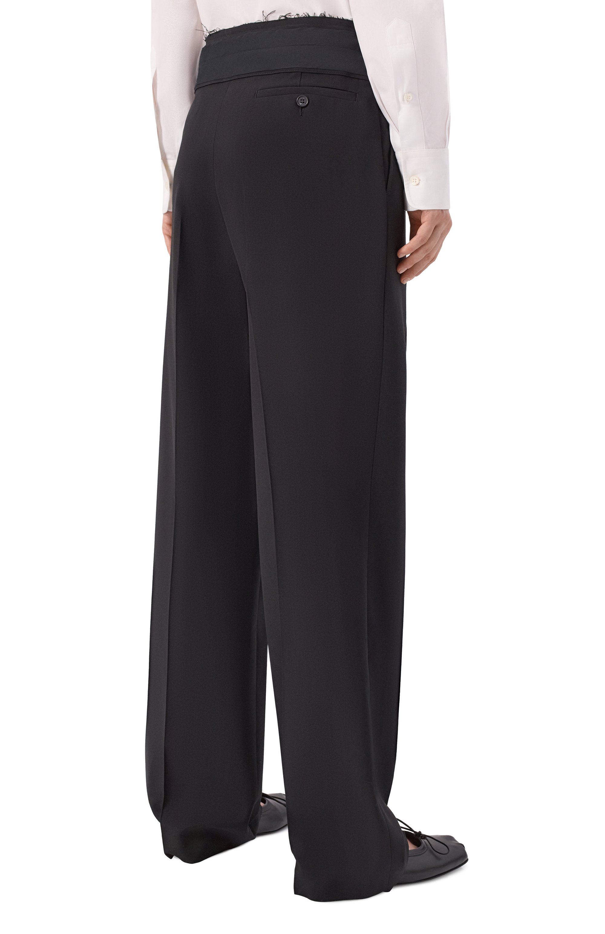 Брюки MM6 черного цвета по цене 83700 руб., арт. S52KA0559/M35436, фото 4 Брюки MM6, арт. S52KA0559/M35436, фото 4