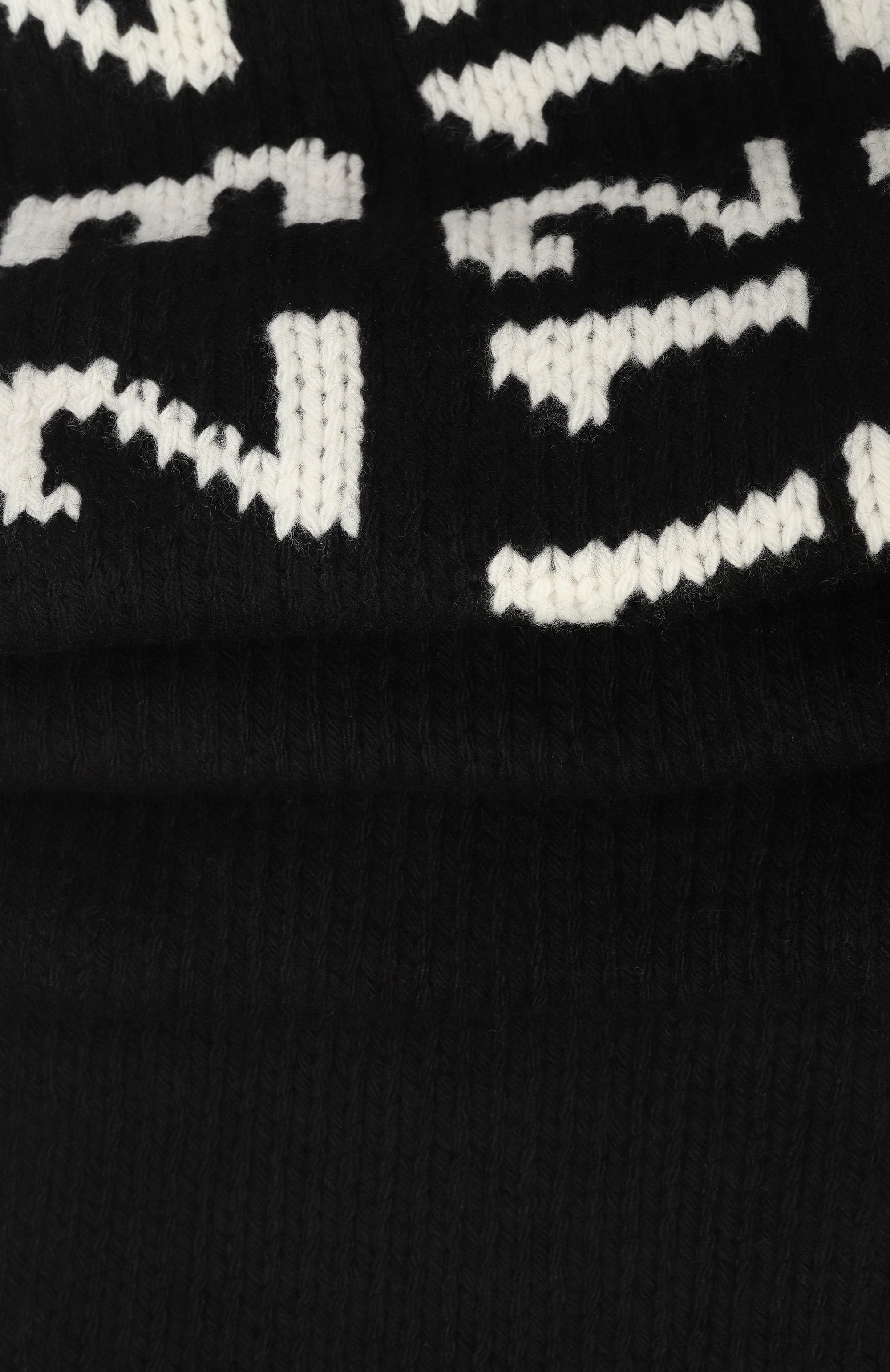 Шерстяной шарф MM6, арт. M60916/MM06M, фото 2