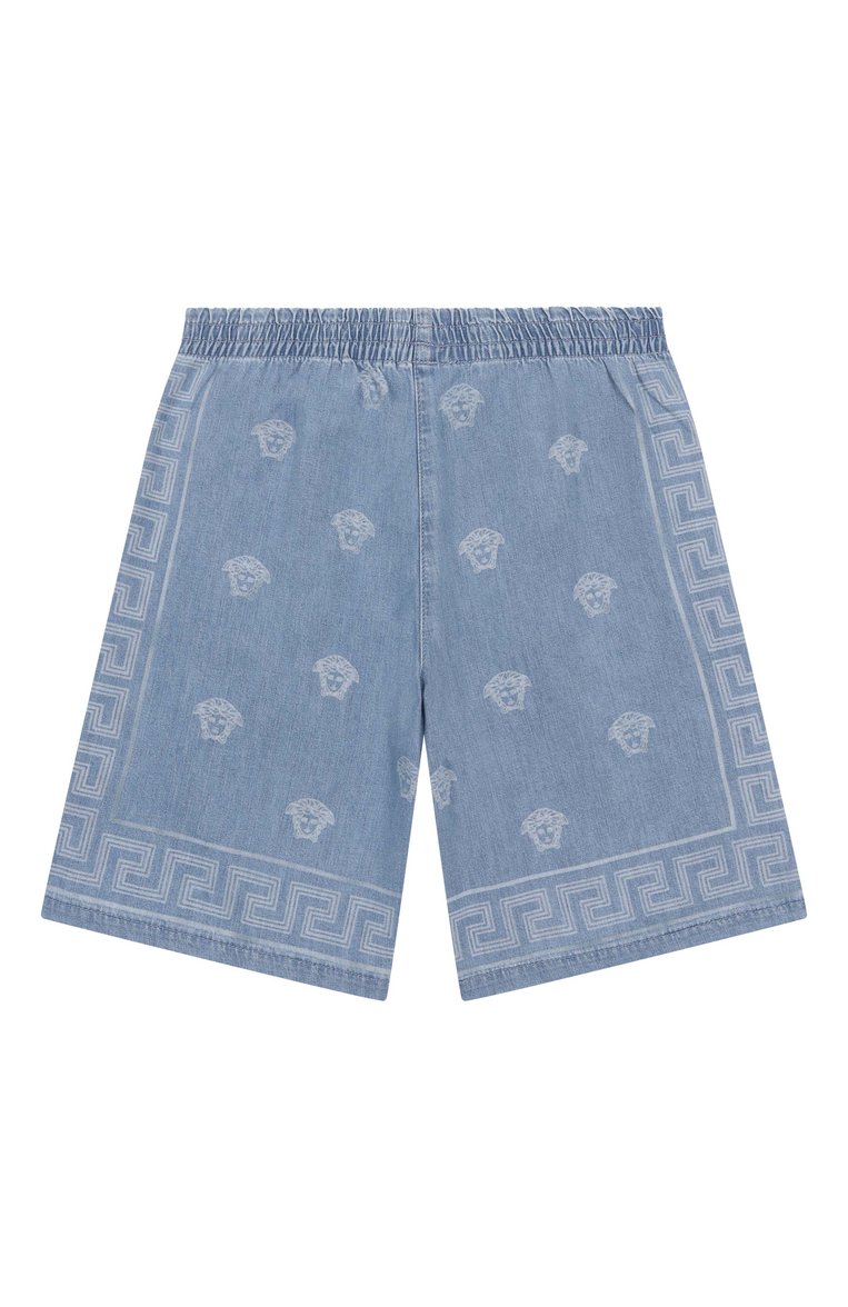 Детские джинсовые шорты VERSACE голубого цвета, арт. 1018266/1A13070/8A-14A | Фото 2 (Материал внешний: Хлопок, Деним; Нос: Не проставлено; Кросс-КТ: Деним; Ростовка одежда: 8 лет | 128 см, 10 - 11 лет | 140 - 146см, 12 лет | 152 см, 16 лет | 164 см)