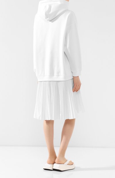 Хлопковое платье VALENTINO белого цвета по цене 225000 руб., арт. TB0MJ02G5P1, фото 4 Хлопковое платье VALENTINO, арт. TB0MJ02G5P1, фото 4