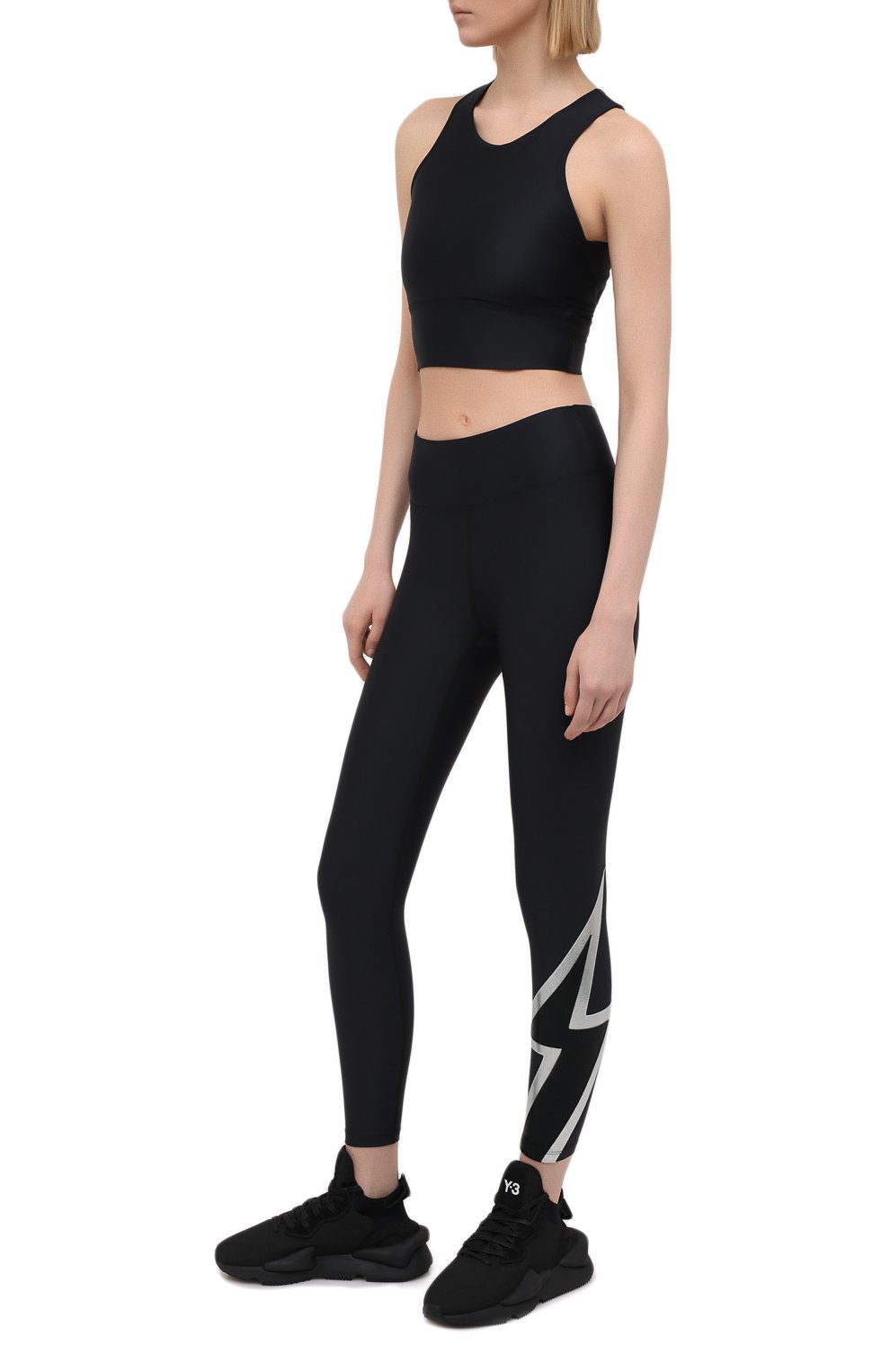 Топ HEROINE SPORT черного цвета по цене 8845 руб., арт. HS-2-113/H0LIDAY 20, фото 2 Топ HEROINE SPORT, арт. HS-2-113/H0LIDAY 20, фото 2